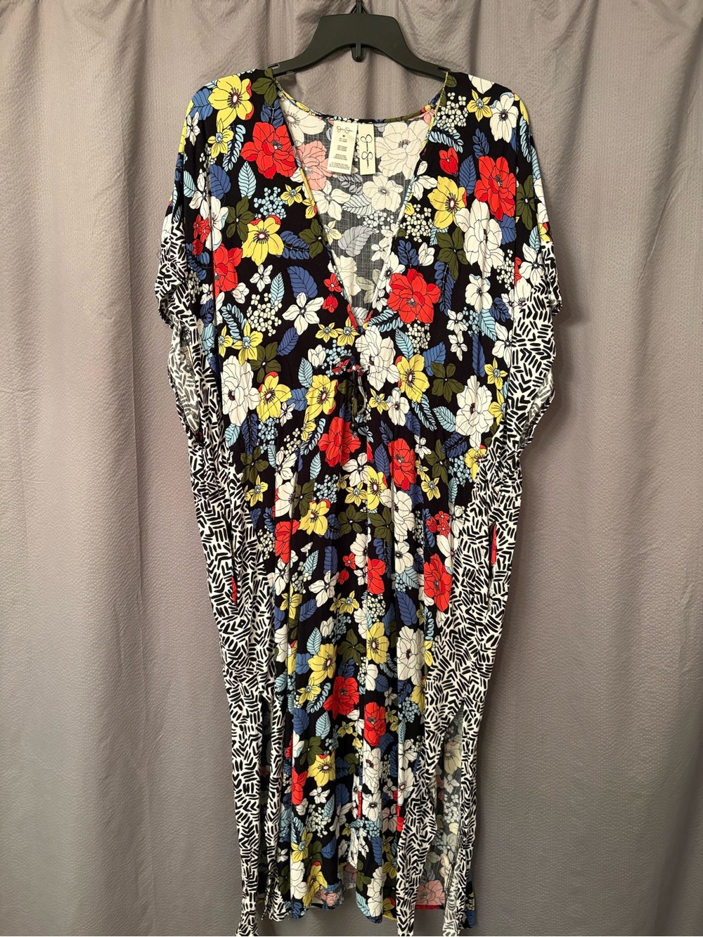 Jessica Simpson Floral V-Neck Maxi Dress with Side Panel Detail